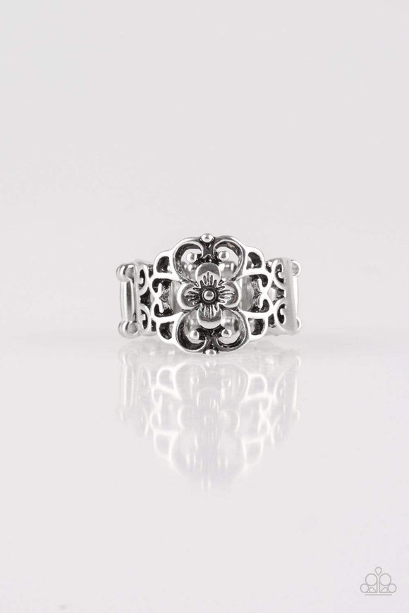 Snazzychicjewelryboutique Ring Fanciful Flower Gardens - Silver Stretchy Ring Paparazzi