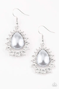 Snazzychicjewelryboutique Earrings Regal Renewal - Silver Pearl Earrings Paparazzi