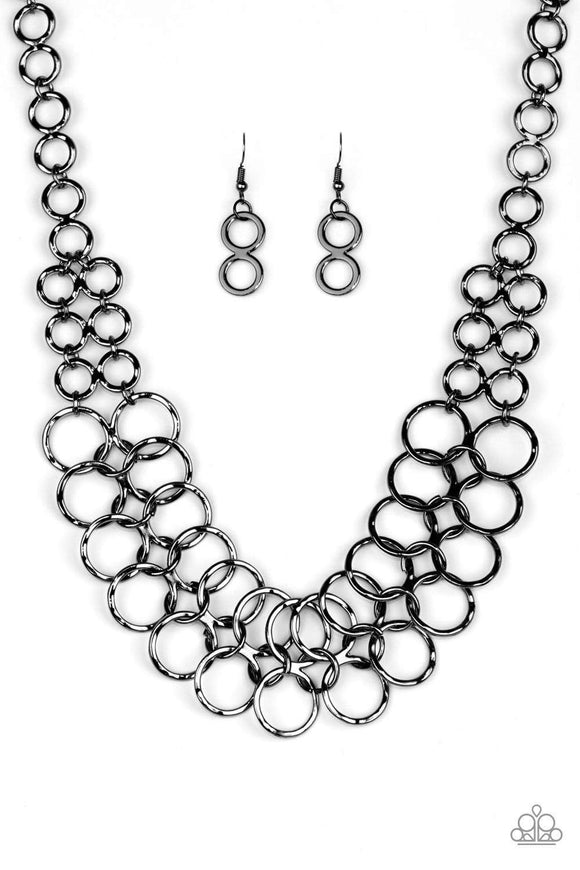 Gunmetal deals necklace paparazzi