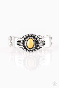 Snazzychicjewelryboutique Ring Right On TREK - Yellow Stretchy Ring Paparazzi